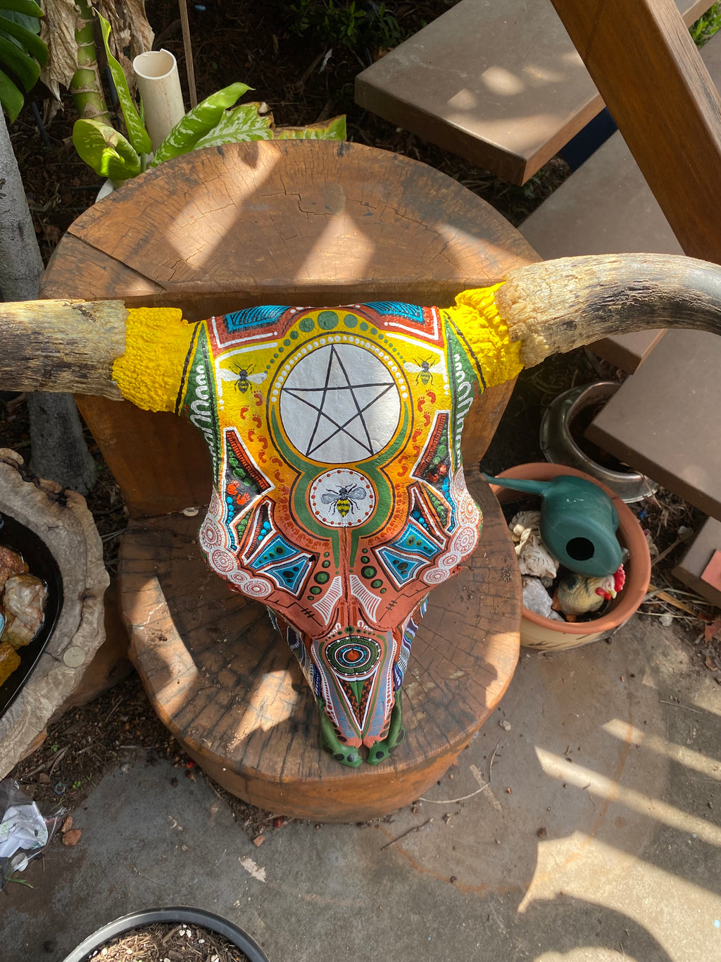 Commission Bull Skull; Bee