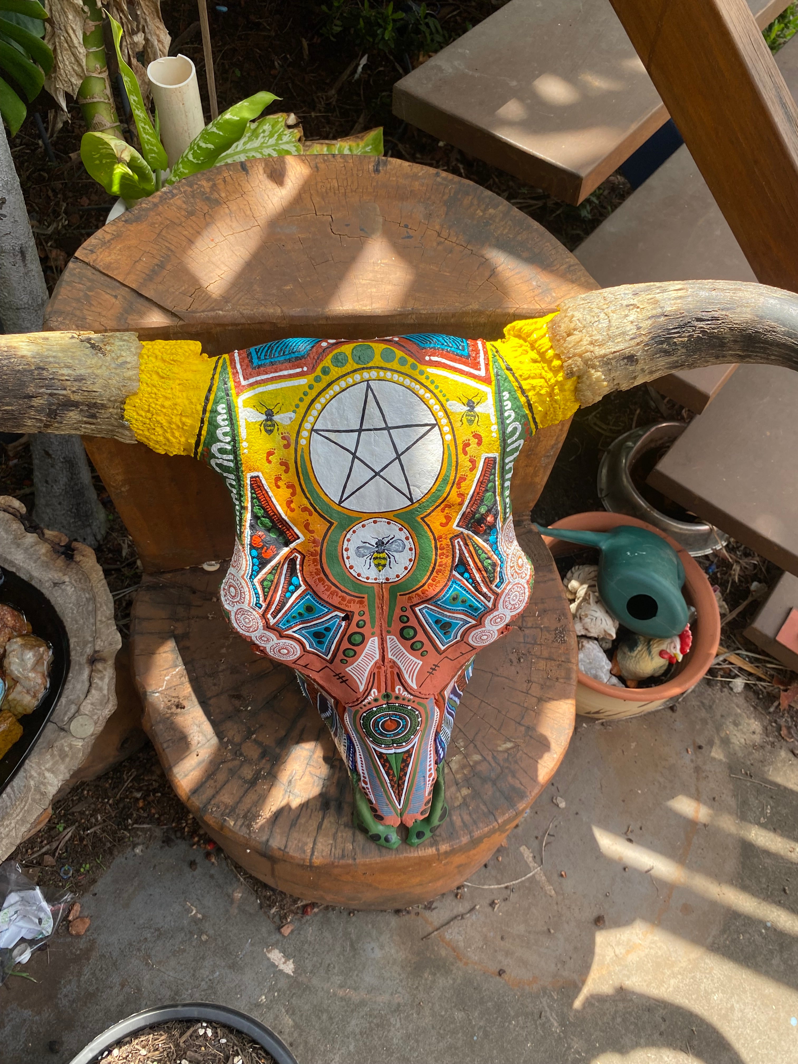 Commission Bull Skull; Bee